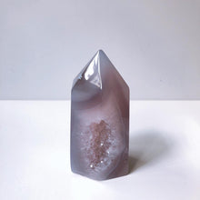 Load image into Gallery viewer, Druzy Agate Towers