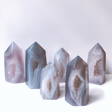 Load image into Gallery viewer, Druzy Agate Towers
